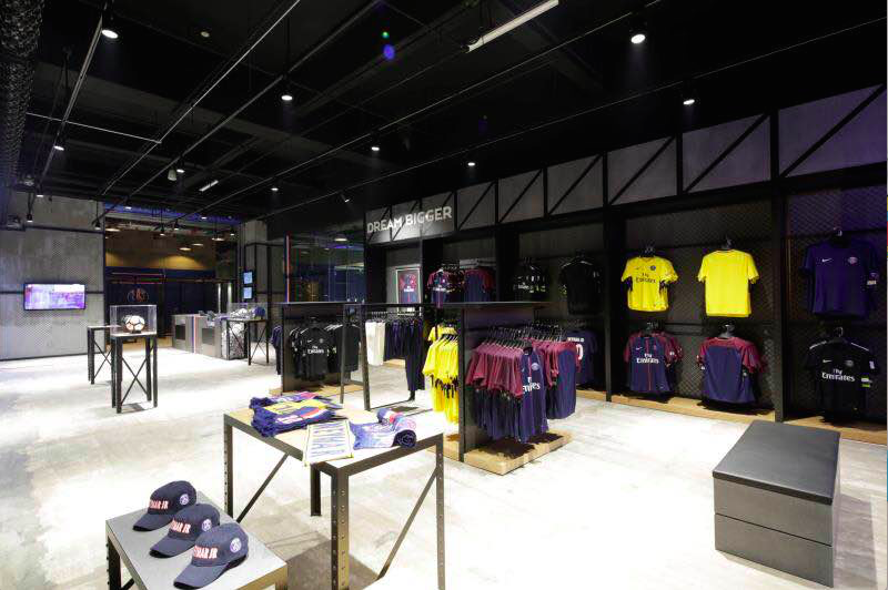 ayxsport-巴黎圣日耳曼训练开放日，今晚更衣室发声引欢呼，欧篮联在即，训练强度明显提升的简单介绍