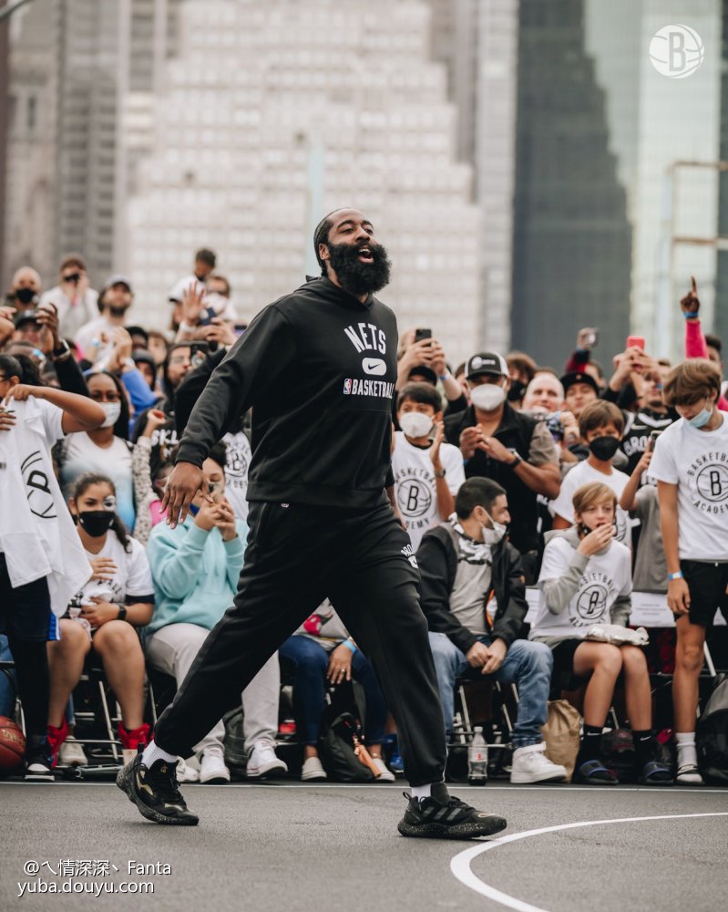 ayxsport-关于亚特兰大训练开放日；加时末段伤情更新引欢呼；足总杯在即；更衣室氛围转暖的信息