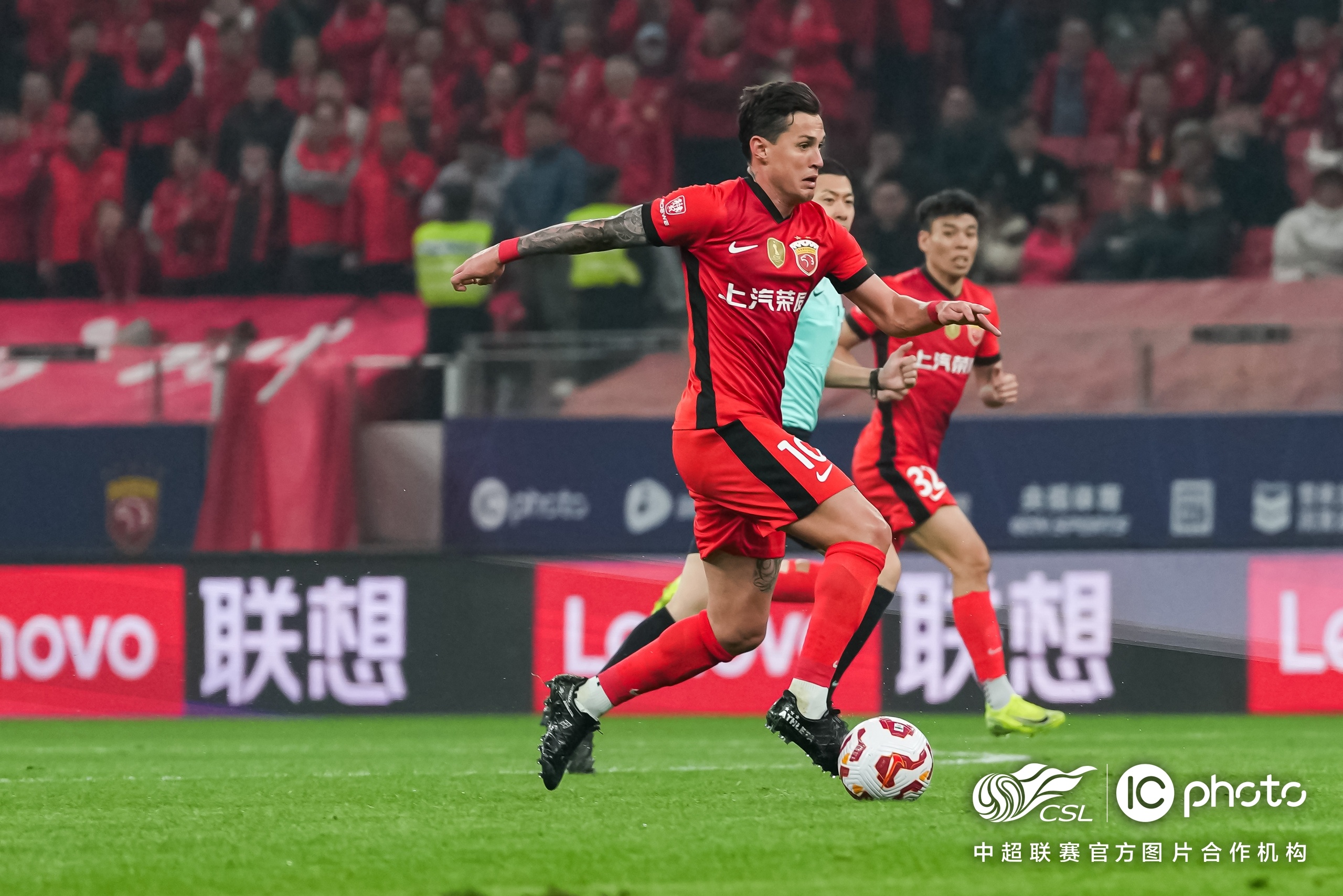 爱游戏官网-关于赛地聚焦：葡超转会期热度飙升；丹佛掘金单刀错失；气氛紧张；球队文化再被提及的信息