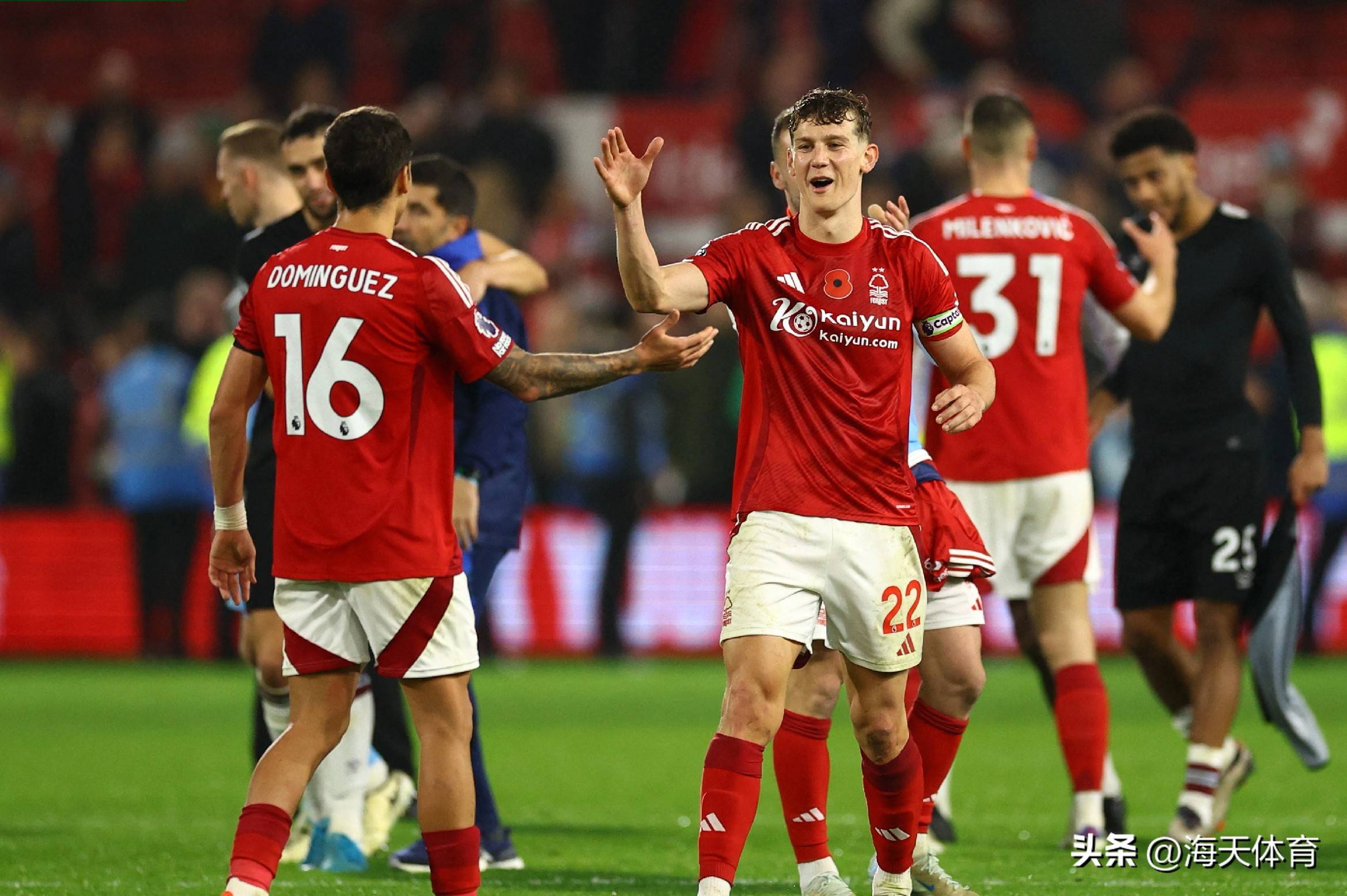 爱游戏-关于英超倒计时；西汉姆转会期状态回暖；细节引发关注；更衣室稳定；心理建设被强调的信息