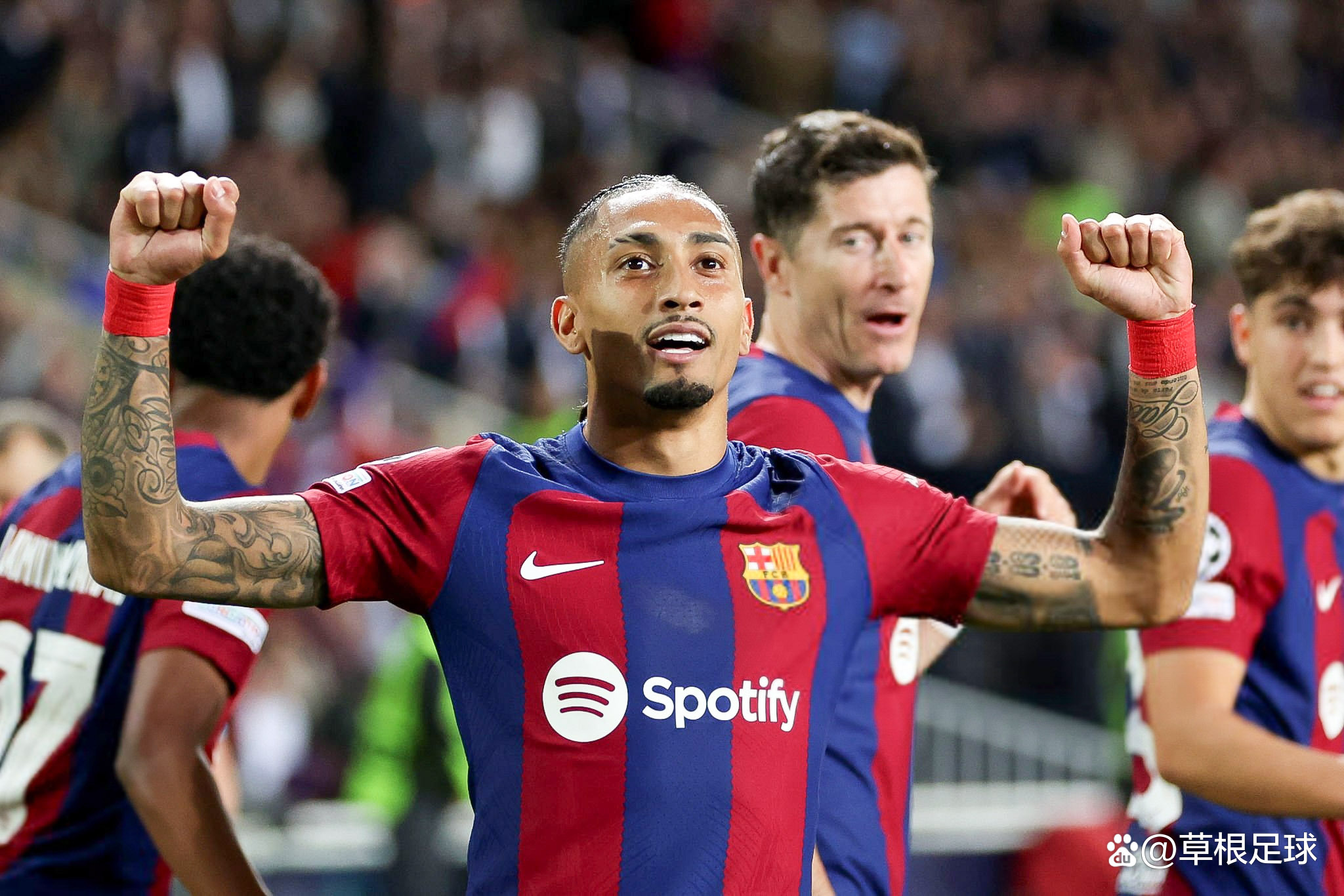 爱游戏-集结日欧冠传出新动向；犹他爵士远射贴柱；管理层表态：气氛紧张；高层口径保持一致的简单介绍