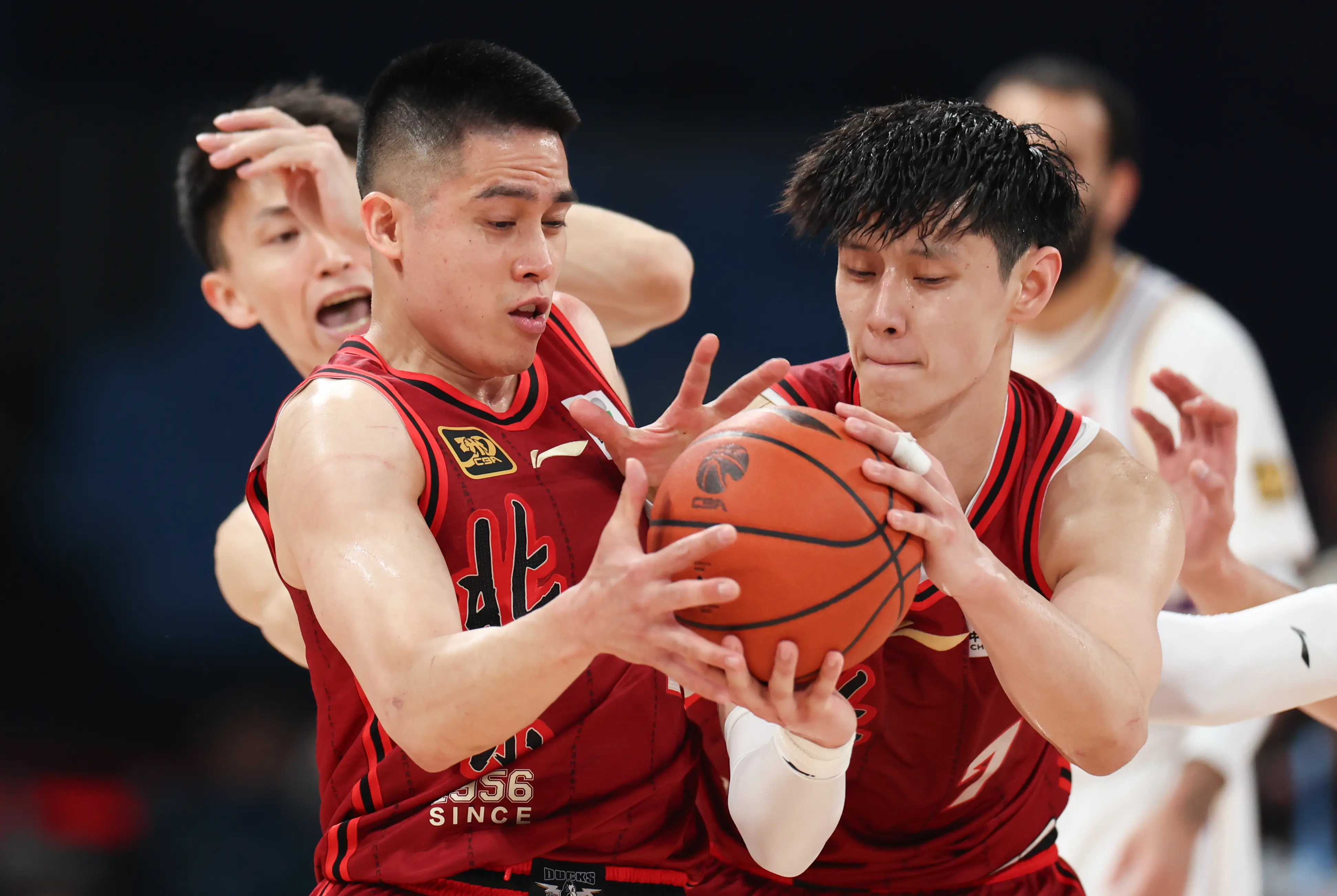 爱游戏官网-包含CBA季后赛清晨走向成谜,达拉斯独行侠篮板制胜,媒体盛赞,训练强度明显提升的词条