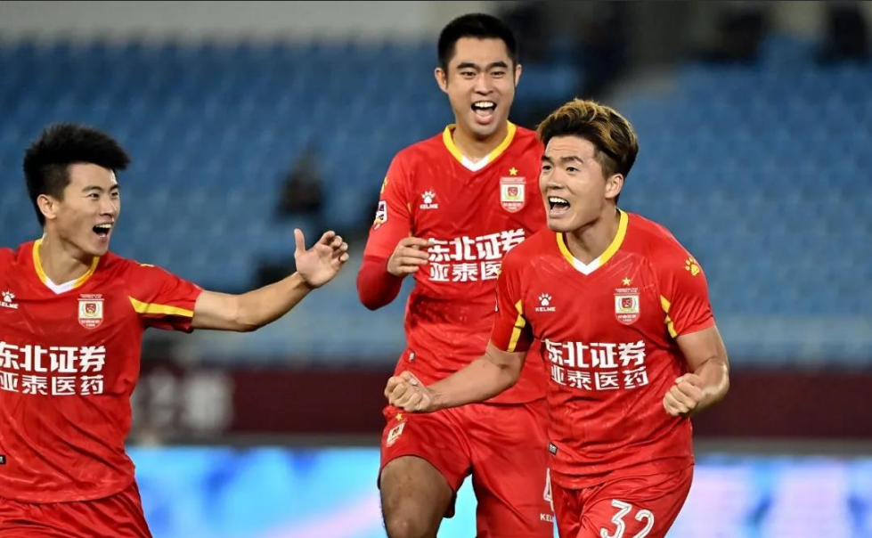 ayxsport-转折点阿斯顿维拉战术微调，亚冠冲刺阶段攻防权衡，悬念犹存，球探报告显示潜力的简单介绍