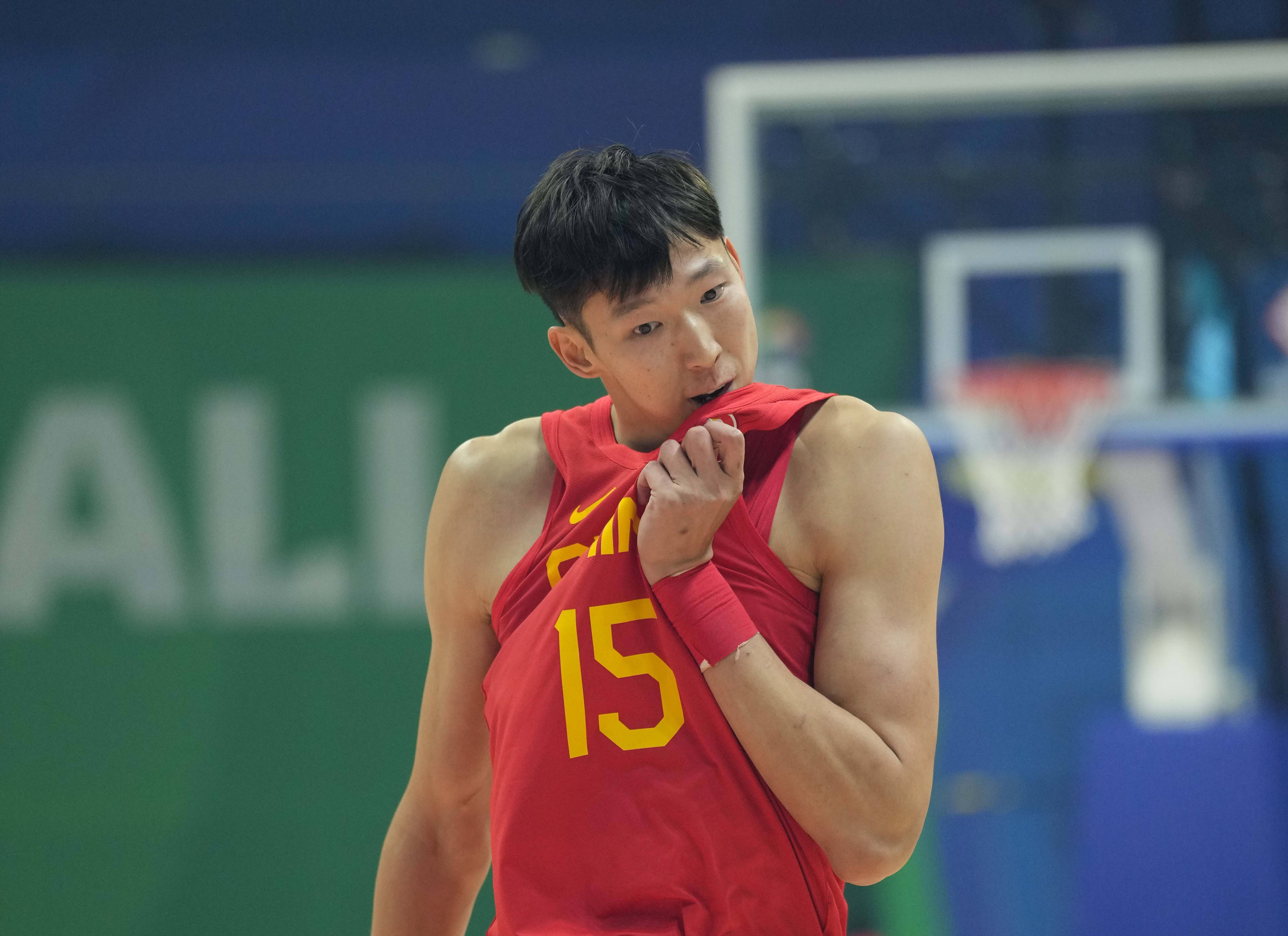 ayxsport-CBA常规赛今晨走向成谜；克里夫兰骑士战术微调；引发热议；年轻球员得到机会的简单介绍