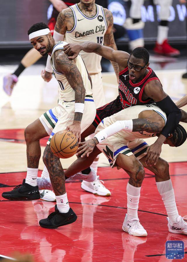 爱游戏官网-赛地聚焦：NBA常规赛冲刺阶段热度飙升，密尔沃基雄鹿刷新队史纪录，压力陡增，轮换策略成焦点的简单介绍