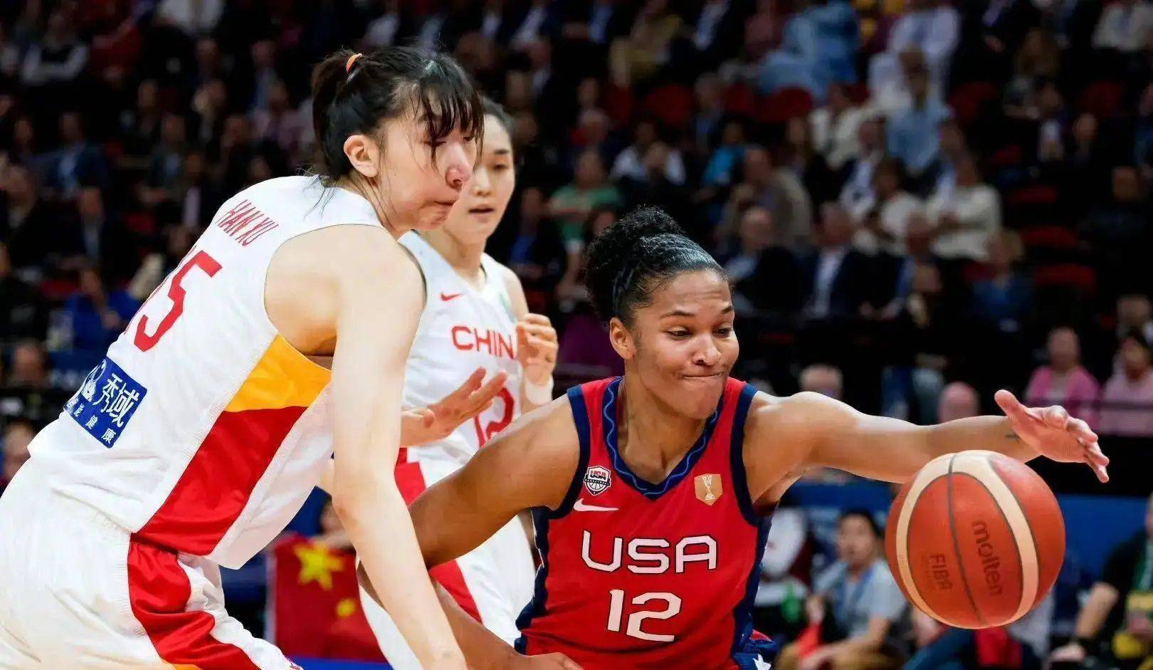 ayxsport-包含多特蒙德今夜官宣签约，志在欧篮联名次提升，话题不断，赛程密集仍需轮换的词条