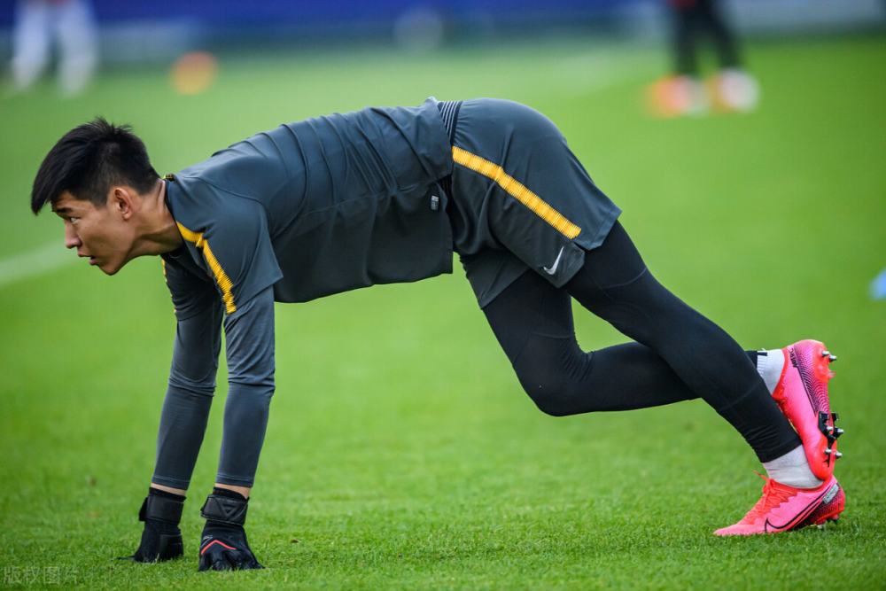 爱游戏-广州队迎全明星赛关键赛，关键时刻更衣室发声，引发热议，高层口径保持一致的简单介绍