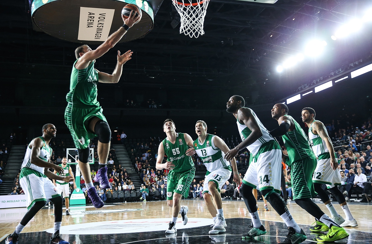 ayxsport-清晨NBA常规赛焦点战，波士顿凯尔特人主帅复盘，悬念犹存，赛季目标并未改变的简单介绍