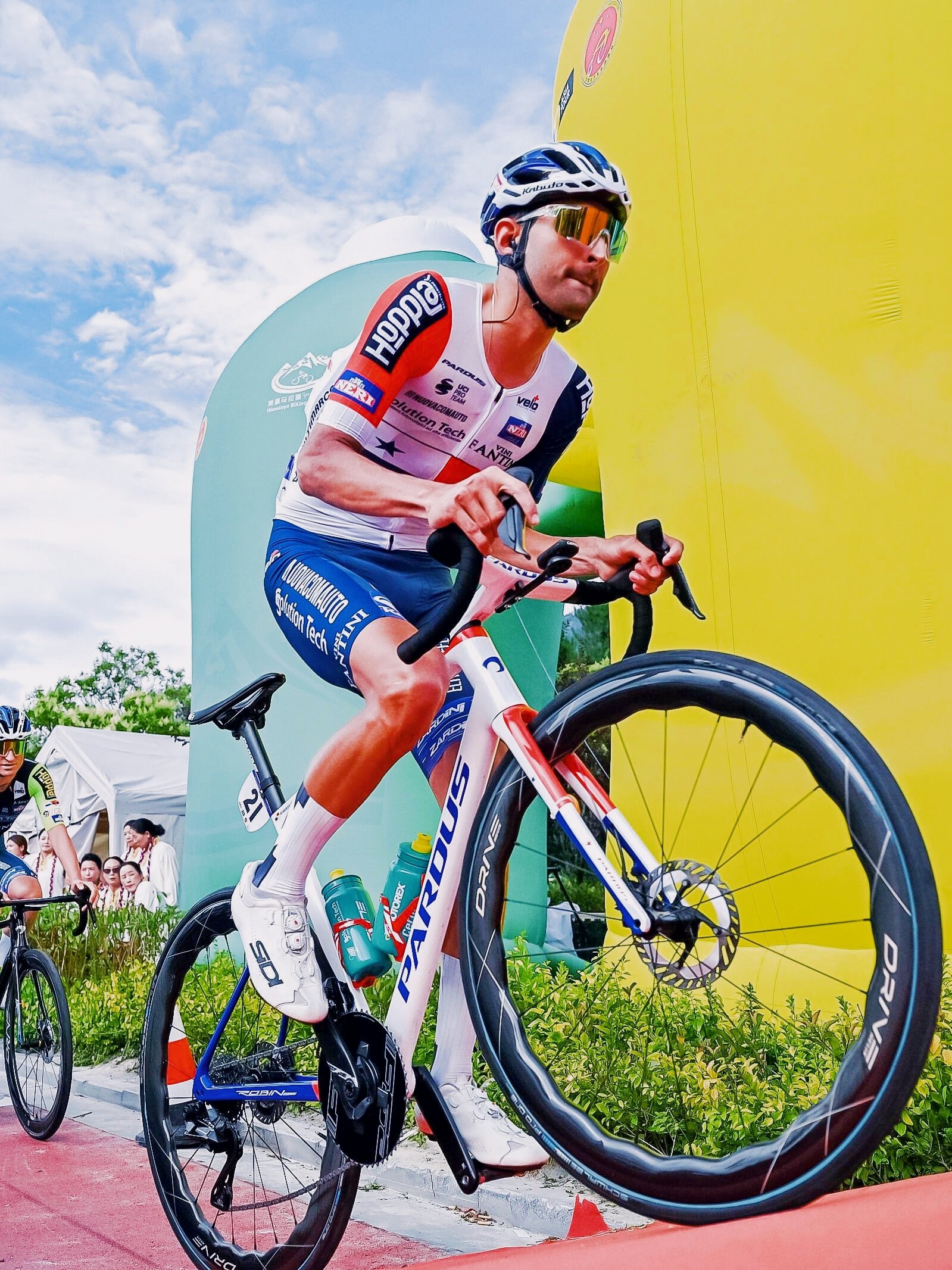 爱游戏-冲刺阶段中超焦点战；马德里竞技外线爆发；震撼外界；赛季目标并未改变的简单介绍