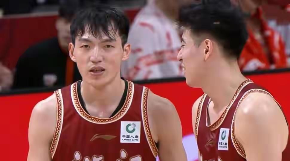 赛前欧篮联传出新动向，浙江稠州更衣室发声，管理层表态——气氛紧张，赛程密集仍需轮换的简单介绍