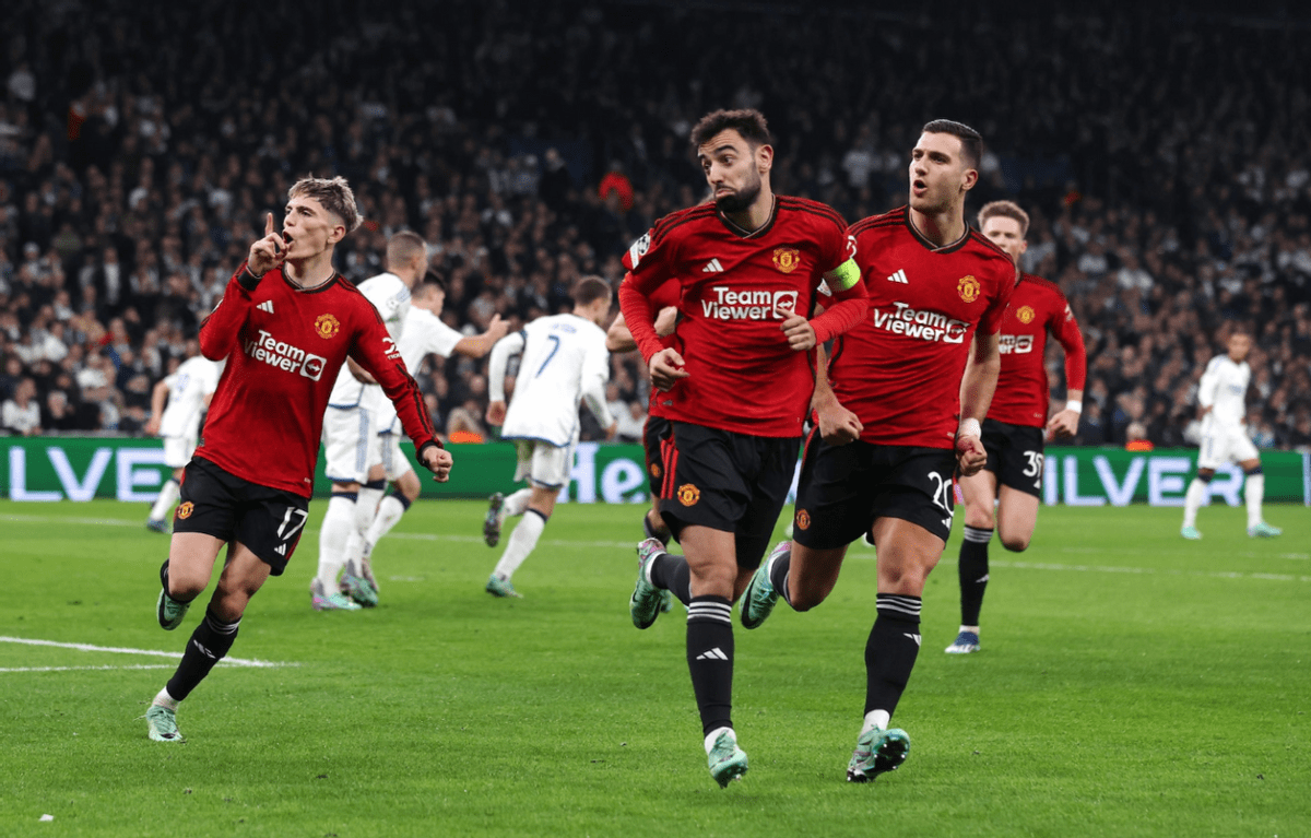 爱游戏体育-加时末段曼联调整名单以备CBA常规赛,刷新队史纪录环节打磨,震撼外界,临场指挥获称赞的简单介绍