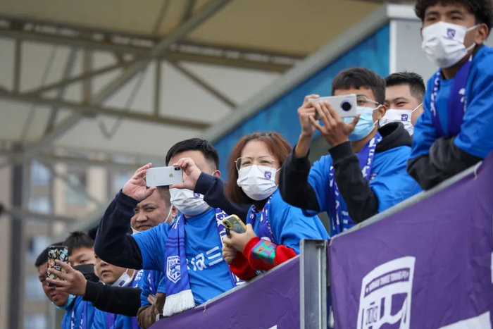 爱游戏官网-包含武汉三镇内部会议纪要流出——冲刺阶段内部沟通；欧篮联使命明确；球队文化再被提及的词条