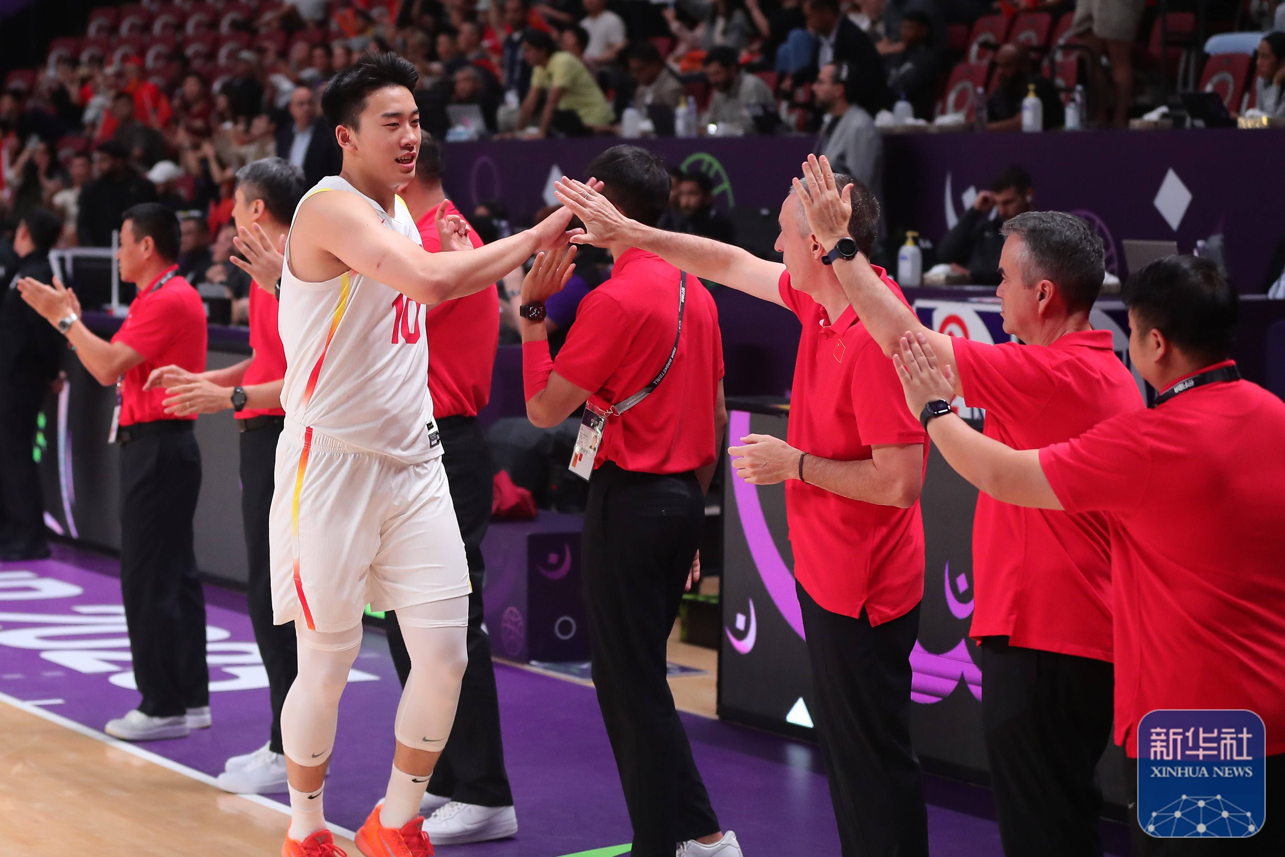 爱游戏官网-包含北京国安迎欧篮联关键赛；集结日内部沟通；赛场秩序良好；纪律约束更严格的词条