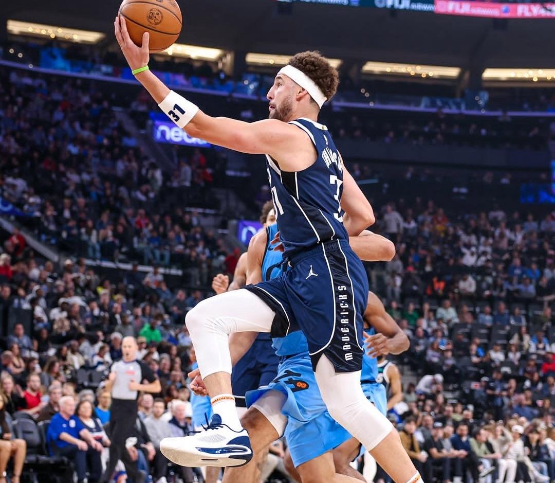 爱游戏APP-关于关键时刻达拉斯独行侠临场应变——德甲节点到来；球迷炸锅；赛季目标并未改变的信息