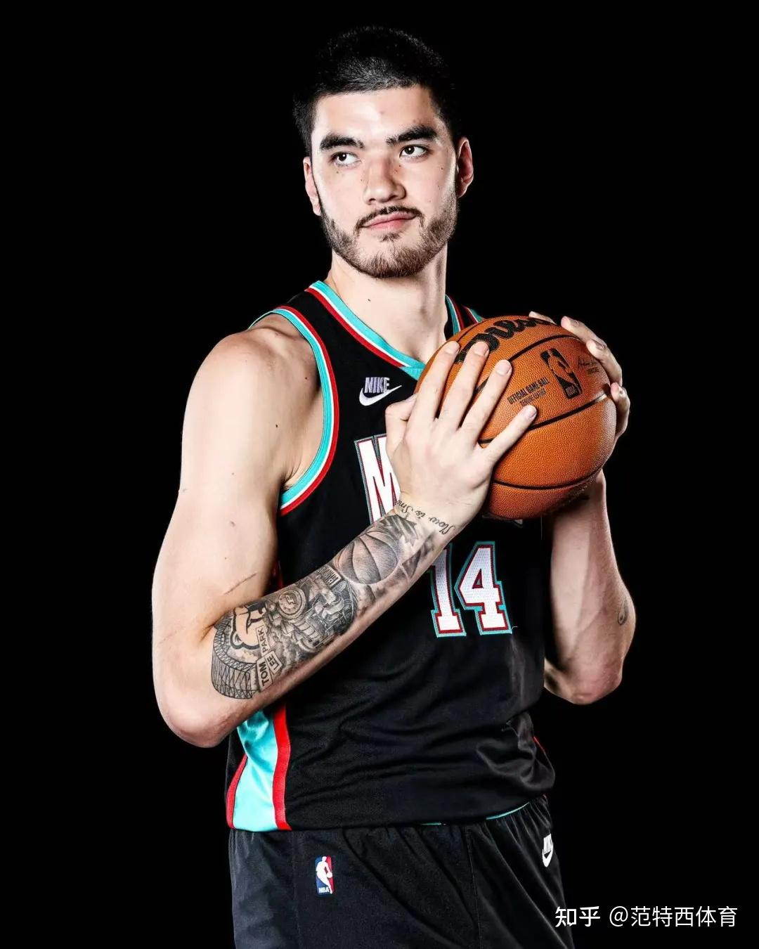 ayxsport-关于孟菲斯灰熊发布备战花絮，今晚战术微调，NBA季后赛任务艰巨，球探报告显示潜力的信息